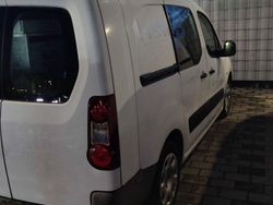 Weiß Gebraucht 2012 Peugeot Partner Van / Kleinbus | 5.150 € (Guter Preis)