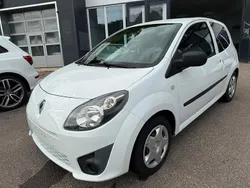 Weiß Gebraucht 2011 Renault Twingo Authentique Kleinwagen | 2.190 € (Etwas zu teuer)