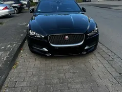 Schwarz Gebraucht 2016 Jaguar XE R-Sport Limousine | 8.600 € (Guter Preis)