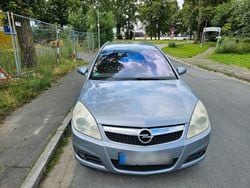 Silber Gebraucht 2007 Opel Vectra Kombi | 2.100 € (Etwas zu teuer)