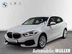 Weiss Gebraucht 2022 BMW 118 Sport Line Kleinwagen | 23.890 € (Fairer Preis)