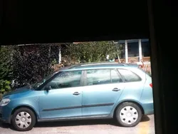 Blau Gebraucht 2009 Skoda Fabia Kombi | 1.500 €