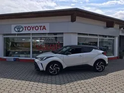 Weißschwarz Gebraucht 2020 Toyota C-HR Style SUV | 24.500 € (Etwas zu teuer)