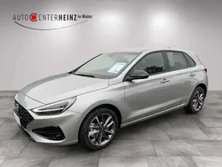 Shimmering silver Neu 2025 Hyundai i30 Advantage Limousine | 24.590 € (Guter Preis)