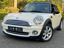 Weiß Gebraucht 2009 Mini Cooper Kleinwagen | 6.900 € (Fairer Preis)