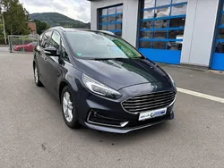 Blau Gebraucht 2020 Ford S-MAX Titanium Van / Kleinbus | 23.500 € (Guter Preis)