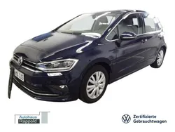 Blau Gebraucht 2019 VW Golf Sportsvan Highline Van / Kleinbus | 21.690 € (Teuer)