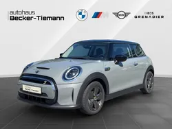 Grau Gebraucht 2022 Mini Cooper SE Essential Kleinwagen | 16.897 € (Fairer Preis)