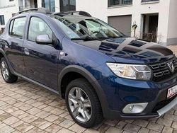 Blau Gebraucht 2018 Dacia Sandero Essentiel Kleinwagen | 8.490 € (Fairer Preis)