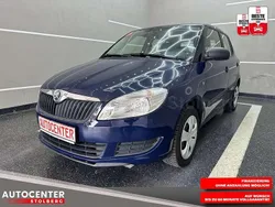 Blau Gebraucht 2013 Skoda Fabia Active Limousine | 4.450 € (Fairer Preis)