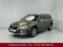 Grün Gebraucht 2012 Volvo XC70 Momentum SUV | 15.950 € (Fairer Preis)