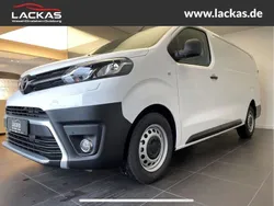 Weiss Gebraucht 2021 Toyota Proace Van | 26.890 € (Fairer Preis)