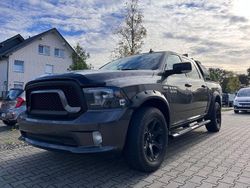 Grau Gebraucht 2017 Dodge Ram Abholung | 32.900 € (Fairer Preis)