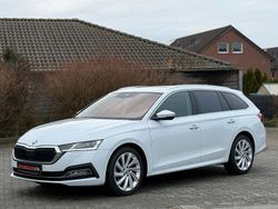 Weiß Gebraucht 2021 Skoda Octavia Style Limousine | 25.990 € (Fairer Preis)