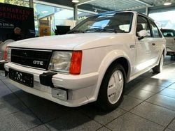 Weiß Gebraucht 1984 Opel Kadett Limousine | 16.850 €