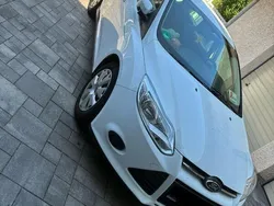 Weiß Gebraucht 2014 Ford Focus Trend Kombi | 3.150 € (Guter Preis)