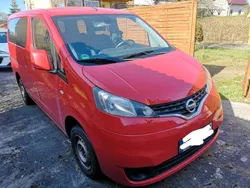 Rot Gebraucht 2013 Nissan Evalia Van / Kleinbus | 9.000 € (Guter Preis)