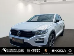 White silver metallic Gebraucht 2020 VW T-Roc United SUV | 19.409 € (Fairer Preis)