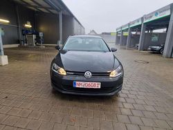 Uranograu Gebraucht 2015 VW Golf VII Comfortline Kleinwagen | 7.750 € (Guter Preis)