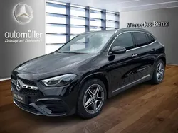 Unilack nachtschwarz Gebraucht 2023 Mercedes GLA200 AMG SUV | 40.880 € (Fairer Preis)