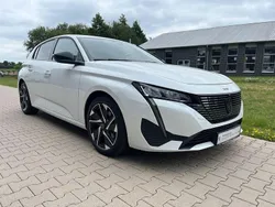 Weiß Gebraucht 2022 Peugeot 308 Allure Limousine | 22.990 € (Fairer Preis)