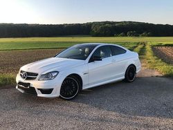 Weiß Gebraucht 2012 Mercedes C63 AMG AMG Coupé | 48.000 € (Etwas zu teuer)
