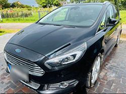 Schwarz Gebraucht 2016 Ford S-MAX Titanium Van / Kleinbus | 9.999 € (Superpreis)