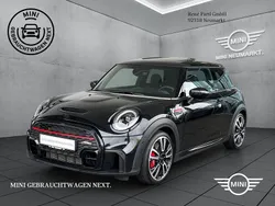 Midnight black metallic Gebraucht 2023 Mini John Cooper Works Kleinwagen | 32.650 € (Etwas zu teuer)