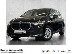 Schwarz Gebraucht 2022 BMW 220 Active Tourer Van / Kleinbus | 27.490 € (Fairer Preis)