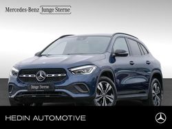 Blau Gebraucht 2022 Mercedes GLA200 Progressive SUV | 34.980 € (Fairer Preis)