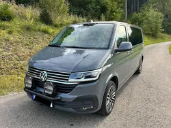 Grau Gebraucht 2020 VW Multivan Comfortline Van / Kleinbus | 39.990 € (Guter Preis)