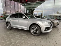 Silber Gebraucht 2020 Audi Q5 SUV | 38.500 € (Fairer Preis)