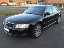 Schwarz metallic Gebraucht 2003 Audi A8 Limousine | 5.300 €