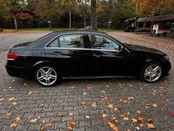 Schwarz Gebraucht 2014 Mercedes E400 AMG Limousine | 24.200 € (Fairer Preis)
