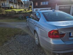 Silber Gebraucht 2008 BMW 330 Limousine | 12.000 € (Teuer)