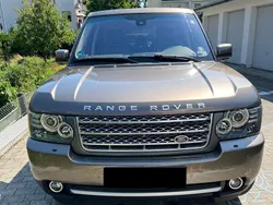 Braun Gebraucht 2010 Land Rover Range Rover SUV | 15.990 € (Teuer)