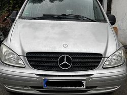 Silber Gebraucht 2003 Mercedes Vito Van / Kleinbus | 5.300 €