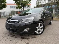 Schwarz Gebraucht 2010 Opel Astra Limousine | 4.990 € (Guter Preis)
