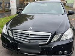 Schwarz Gebraucht 2010 Mercedes E220 Limousine | 9.500 € (Superpreis)