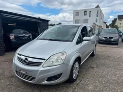 Silber Gebraucht 2008 Opel Zafira Edition Van / Kleinbus | 2.890 € (Fairer Preis)