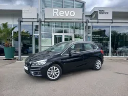Black sapphire metallic Gebraucht 2016 BMW 218 Active Tourer Luxury Line Van / Kleinbus | 16.680 € (Etwas zu teuer)
