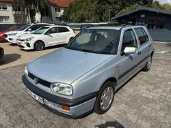 Silber Gebraucht 1995 VW Golf III Limousine | 3.990 €