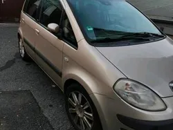 Gold Gebraucht 2004 Lancia Musa Van / Kleinbus | 1.250 €