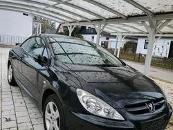 Schwarz Gebraucht 2004 Peugeot 307 CC Cabrio | 2.250 € (Fairer Preis)