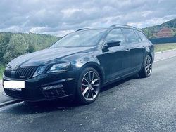 Schwarz Gebraucht 2020 Skoda Octavia RS Kombi | 22.000 € (Fairer Preis)