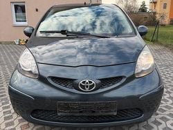 Grau Gebraucht 2007 Toyota Aygo Kleinwagen | 1.200 € (Superpreis)