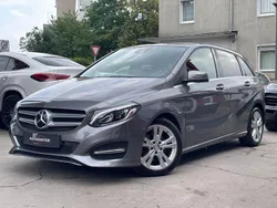 Grau Gebraucht 2015 Mercedes B200 Van / Kleinbus | 17.990 € (Etwas zu teuer)