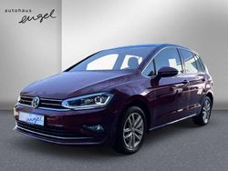 Cranberry red metallic Gebraucht 2019 VW Golf Sportsvan Highline Van / Kleinbus | 21.689 € (Fairer Preis)