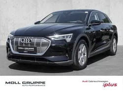 Brillantschwarz Gebraucht 2023 Audi e-tron Ambiente SUV | 39.480 € (Guter Preis)