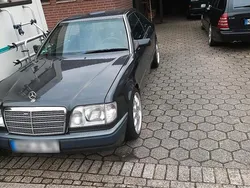 Schwarz Gebraucht 1991 Mercedes E300 Coupé | 6.450 €